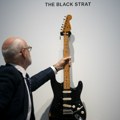 Na aukciji prodata gitara Pink Flojda za 14,6 miliona dolara: Najveća cena ikada plaćena za ovaj instrument