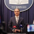Macut: Ugroženim opštinama biće upućeno 165 000 litara flaširane vode