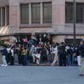 Bon courage – protesti u Francuskoj