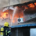 Požar na Novom Beogradu: Gori Kineski tržni centar u bloku 70, eksplozije odzvanjaju (foto/video)