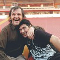 Maradona je bio čovek sa ulice, a ne anđeo: Emir Kusturica otkrio kako je velikog Dijega doveo u Beograd i snimio film o…