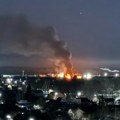 Veliki ukrajinski napad dronovima na Rusiju: Gori naftno postrojenje, pogođena i jedna od najvećih rafinerija (foto, video)