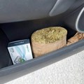 Hapšenje u Užicu: Muškarac (32) u automobilu držao više od 300 grama marihuane