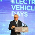 Vesić: U Srbiji do aprila 2025. na svim auto-putevima biće 164 elektropunjača za električna vozila