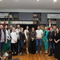 Ministarka Mesarović održala predavanje na akademiji mladih lidera: Oni su budućnost naše zemlje, sa divnom energijom…