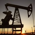 Пао договор: Американци од Руса преузимају највеће нафтно поље у Ираку