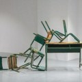 Orman i fioka kao čuvari sećanja: Izložba "Univerzalni rečnik prostora" u Galeriji B2
