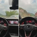 Kazaljka pokazuje 173 km/h! Ovo je snimak divljačke vožnje kod Novog Pazara koji kruži mrežama, ljudi u strahu