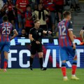 "Masakriranje u režiji holandskog sudije" Iz Crvene zvezde bljuju vatru zbog Danija Makelija: Oglasili se i objavili sporne…