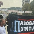 Napeto i nakon skupa SNS-a u Užicu: Policija razdvaja dve grupe