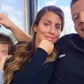 Jelena nakon operacije sina podelila sliku: Pozira sa njim i sa Slobom, pa se obratila pevaču "Nije gotovo..."