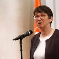 Ambasadorka Nemačke posetila antifašistički kafić 'Crni ovan' u Novom Sadu