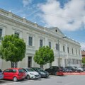 Palata Srpske Zadružne banke u centru Zrenjanina zablistala! Uloženo 11,5 miliona dinara Zrenjanin - Dom sindikata