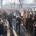 Protest studenata ispred VJT u Novom Sadu, blokada Ruzveltove u Beogradu, protestna šetnja u Kraljevu