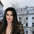 Dvorac ostao dragani Mirković Ovako su pevačica i Toni podelili imovinu, zvanično okončali brak nakon 13 meseci agonije!