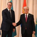Vučić se u Moskvi sastao sa Tokajevim: Razgovori o saradnji i ulaganjima u Srbiju