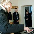 Studenti u blokadi FTN-a objavili kako se proverava birački spisak