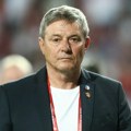 Navijači nezadovoljni: "Piksi, odlazi!"