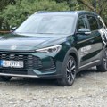 Vozili smo: MG ZS Hybrid - Kad 200 "konja" galopira gradom