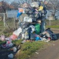 Merošina zatrpana smećem i to već nekoliko nedelja