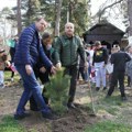 Međunarodni dan šuma obeležen sadnjom 79 sadnica crnog bora na Avali FOTO