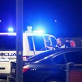 Opsadno stanje u Makarskoj: Muškarac zarobio ženu i ćerke, pa celu noć pretio da će skočiti sa devetog sprata (foto)