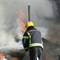 Veliki požar u Boru Gori železnička stanica, plamen se uzdiže visoko u vazduh! (VIDEO)