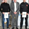Najbolji Marković i Čudić: Opština Zemun nagradila policajca i vatrogasca