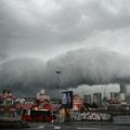 Hitno se oglasio RHMZ: Danas će udariti snažno olujno nevreme – u ovim delovima Srbije biće opasno