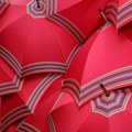 Kako stogodišnja tradicija ručne izrade kišobrana preživljava izazove modernog doba