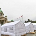 SSP i SRCE traže odgovore: Ko je dozvolio zauzimanje prostora ispred Skupštine?