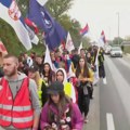 Studenti iz zapadne Srbije krenuli put Novog Sada, prati ih čačanska policija