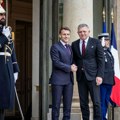 Fico Makronu u Parizu rekao da je EU nepravedna prema Srbiji