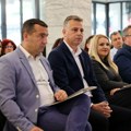 Predstavljeni rezultati projekta vrednog više od milion dolara: Značajna ulaganja u obrazovanje širom okruga