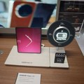 U Srbiju stigao preklopni telefon o kom će se tek pričati: Predstavljen Honor Magic V6 (foto)