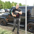 Vozni park dragomira despića desingerice: Pasija mu besne mašine, a samo jedna vredi više od 200.000 € (foto)