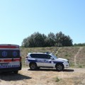 Nađeno telo mladića (28)! Tragične vesti iz Borče: Utopio se u mulju i vodi dok je bio sa prijateljima, policija našla auto…