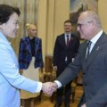 Čen Bo odlazi iz Srbije: „Mandat upisan zlatnim slovima u istoriji naših odnosa“ – Vesić o ambasadorki Kine