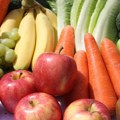 Crvljivo ili prskano voće i povrće: Šta je zdravije?