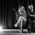 „Soundtrack za film koji nikad nije snimljen“: Kralj Čačka i Nina Bajsić sviraju u Čačku