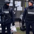 Kurtijevi kerberi zulumćare po Kosovskoj Mitrovici Naoružani dugim cevima upali u Halu sportova i decu izbacili napolje!