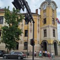 Jeziv udes u Nišu: Povređeni pešak i motociklista!