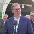 Vučić: Povezaćemo Kragujevac sa oba Koridora, 10 i 11