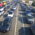 (Foto) ne vidi se kraj kolone na ovom graničnom prelazu: Evo gde su jutro najveće gužve, AMSS upozorava: "nikako ne putujte u…