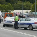 Težak lančani sudar U Višnjičkoj ulici! Ima povređenih Stvorile se ogromne gužve