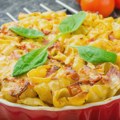 Recept dana: Zapečena pasta sa kozjim sirom, slaninom i bundevom