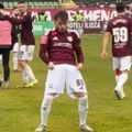 Adem Ljajić proslavom gola izazvao pravi haos! Navijači Želje besni na njega! Okrenuo se ka tribinama, pa sramnim gestom…