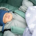 Zašto Skandinavci zimi ostavljaju bebe da spavaju napolju – i šta o tome kaže nauka