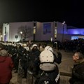 U Novom Sadu protest pred početak akademije povodom 200 godina od rođenja S.Miletića