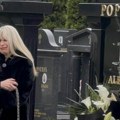 Промењен споменик Саше Поповића: Сузана Јовановић имала само један захтев, испливали детаљи